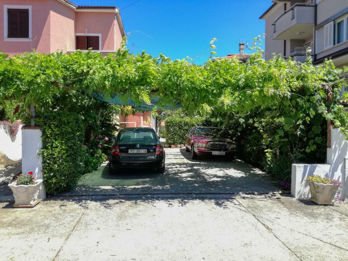 Apartment Sandra Umag Exterior photo